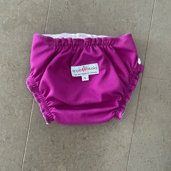 APPLE cheeks swim diaper size 1 - Picture 1 of 3